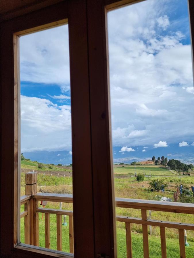 Hotel Cabanas Y Mirador Secret Garden Cr Cartago Exterior photo